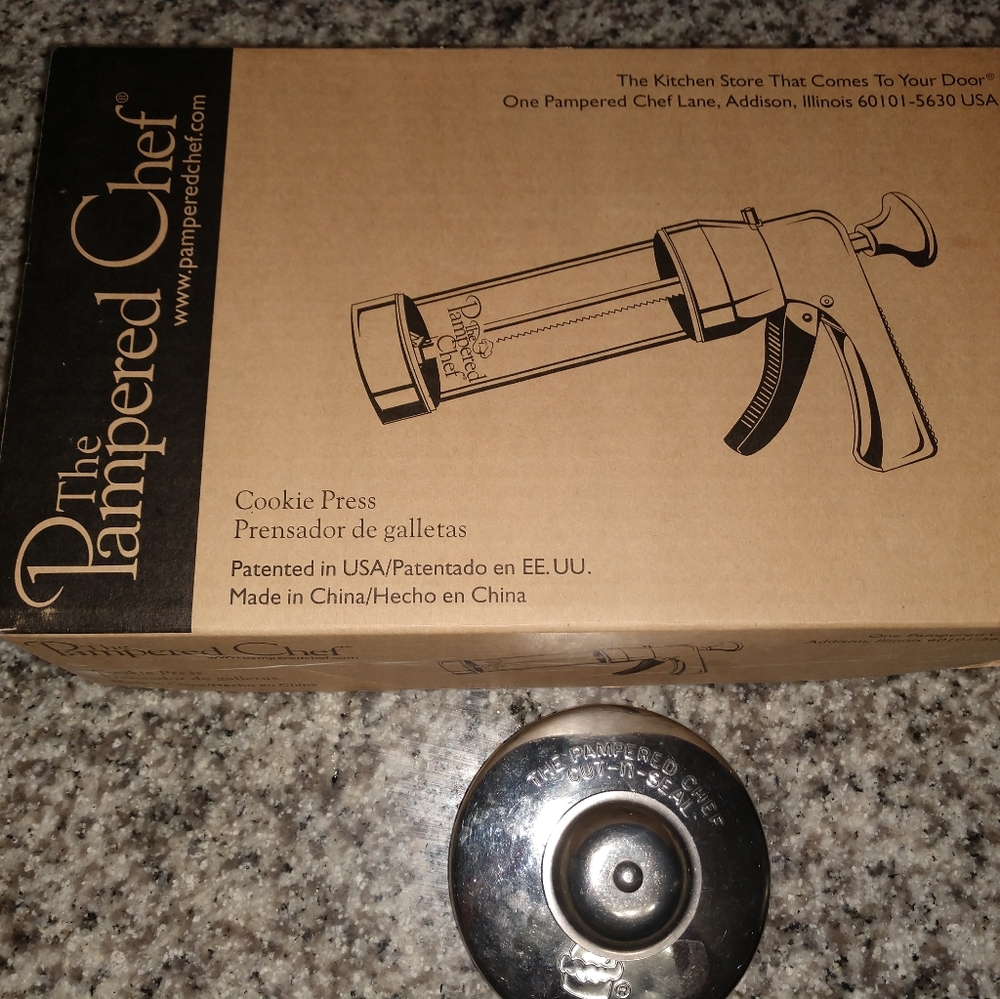 Pampered chef cookie press and Cut & seal